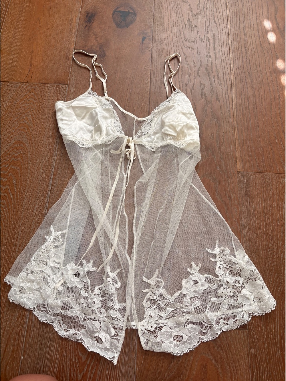 Victoria's Secret Cream Lace Babydoll Sheer Nightwear Coquette Small